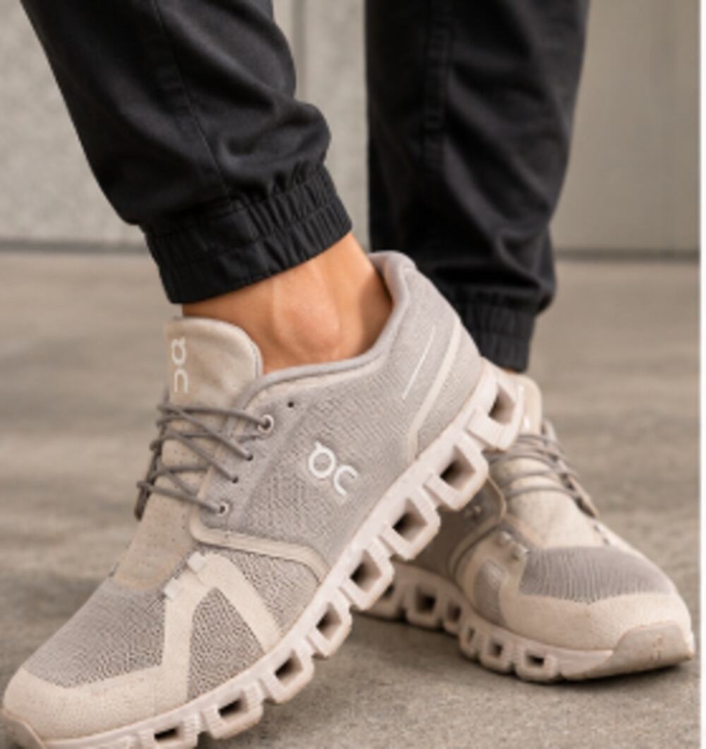 On Cloudrunner 2 Men’s 11.5 Beige Taupe Running Sneakers Shoes